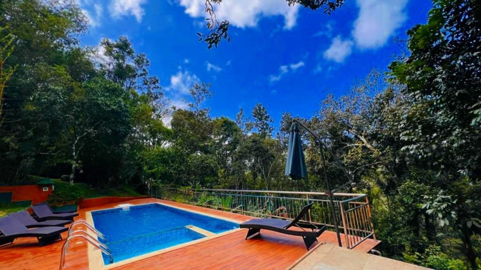 Bamboo Dale Resort, Munnar Luaran gambar